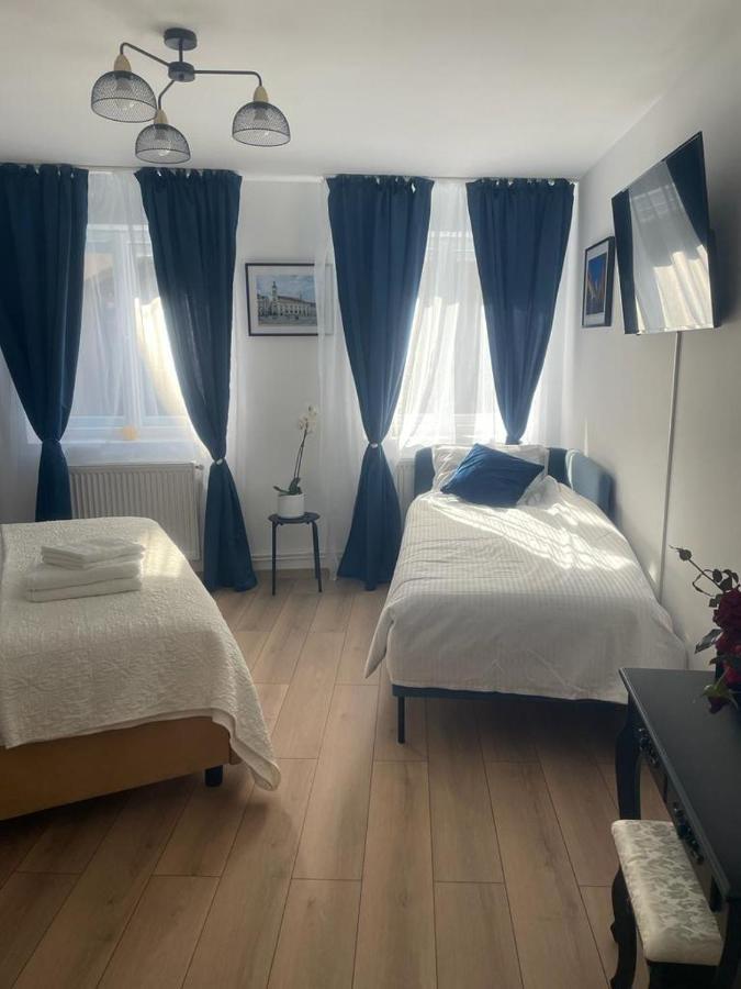 Sweet-Bombon Sibiu Apartment Bagian luar foto